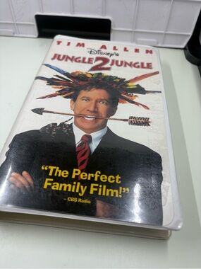 Disney White Portable DVD Case with Jungle 2 Jungle Cover Art